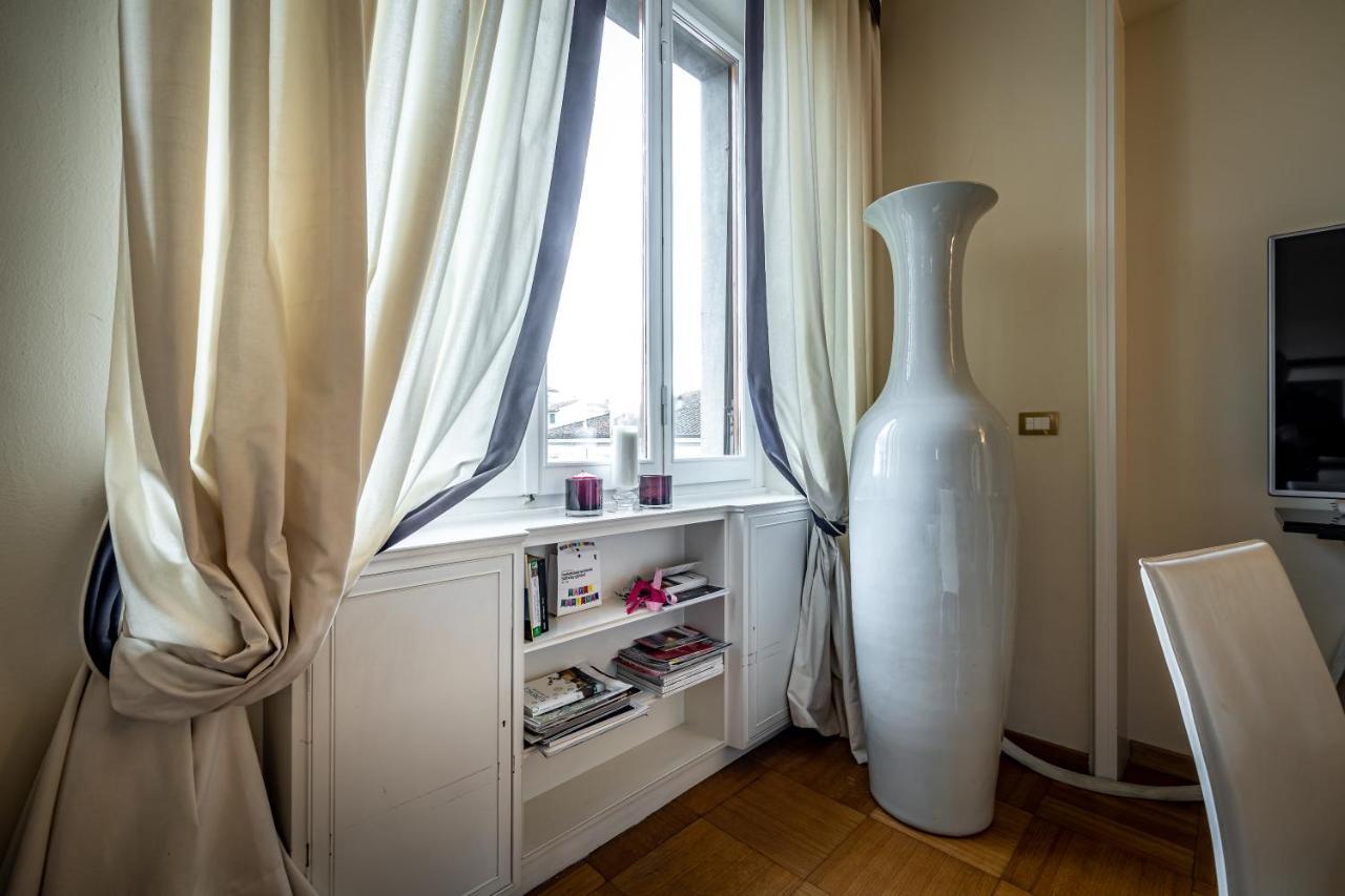 Yid D'Azeglio Luxury Apartment With Parking Floransa Dış mekan fotoğraf