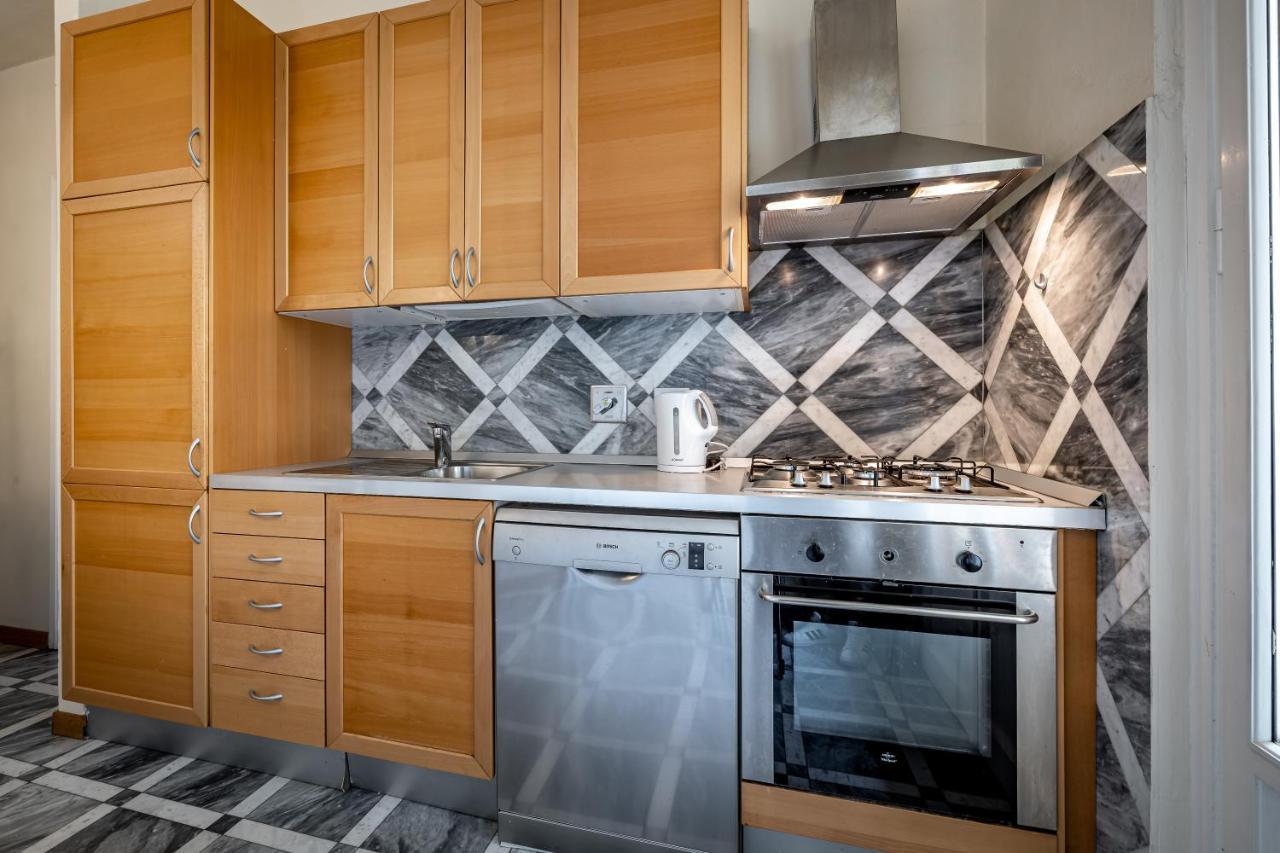 Yid D'Azeglio Luxury Apartment With Parking Floransa Dış mekan fotoğraf