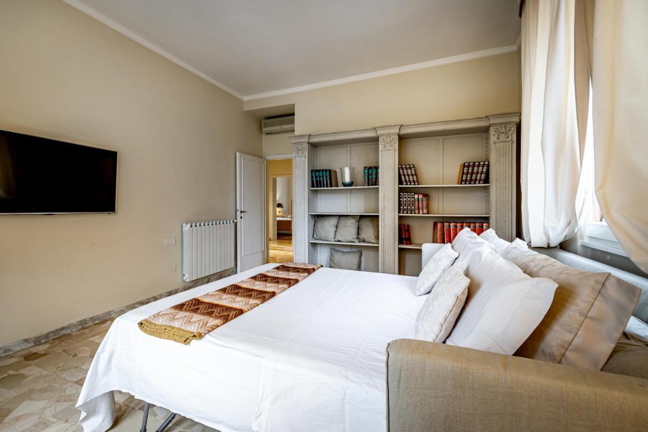 Yid D'Azeglio Luxury Apartment With Parking Floransa Dış mekan fotoğraf