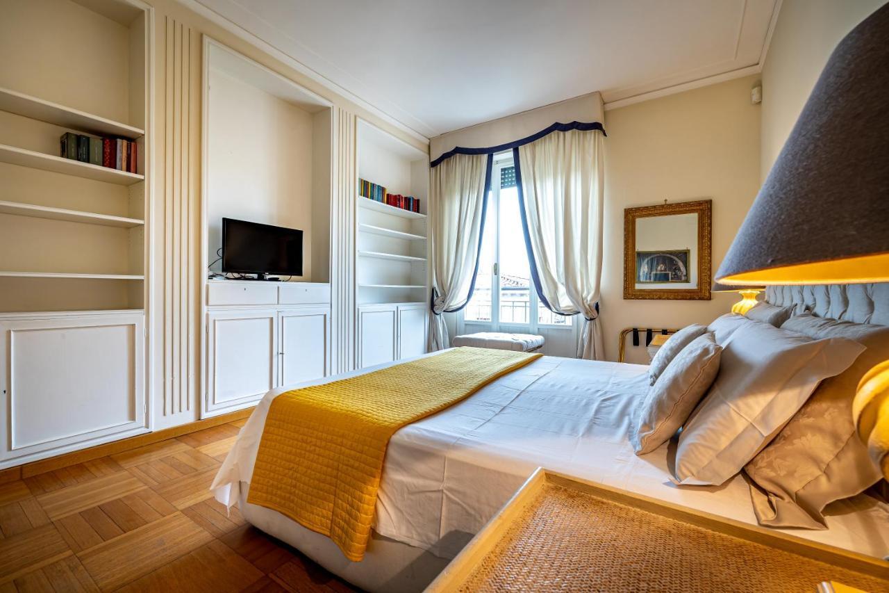 Yid D'Azeglio Luxury Apartment With Parking Floransa Dış mekan fotoğraf