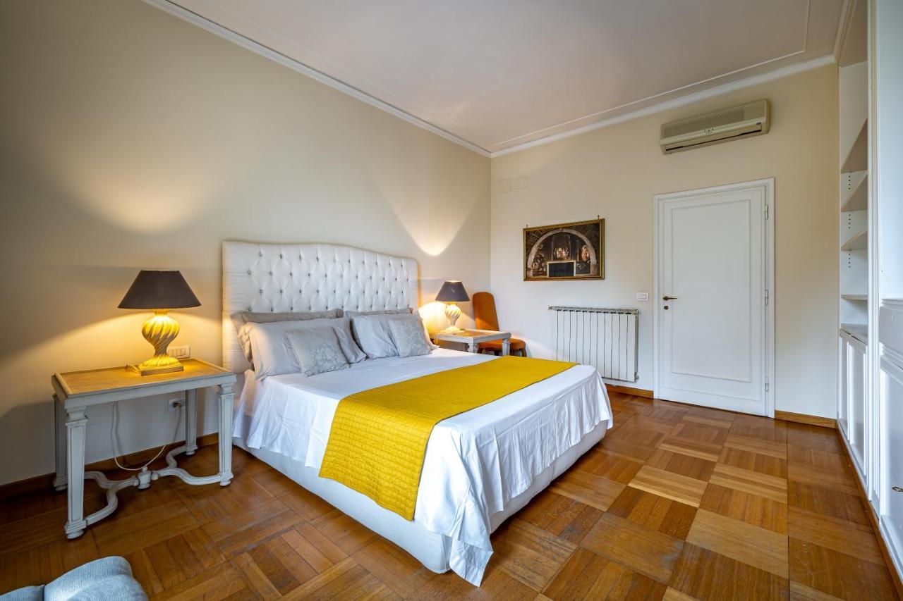 Yid D'Azeglio Luxury Apartment With Parking Floransa Dış mekan fotoğraf