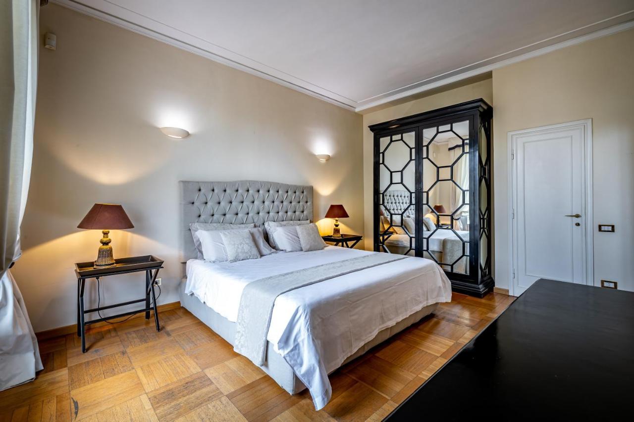 Yid D'Azeglio Luxury Apartment With Parking Floransa Dış mekan fotoğraf
