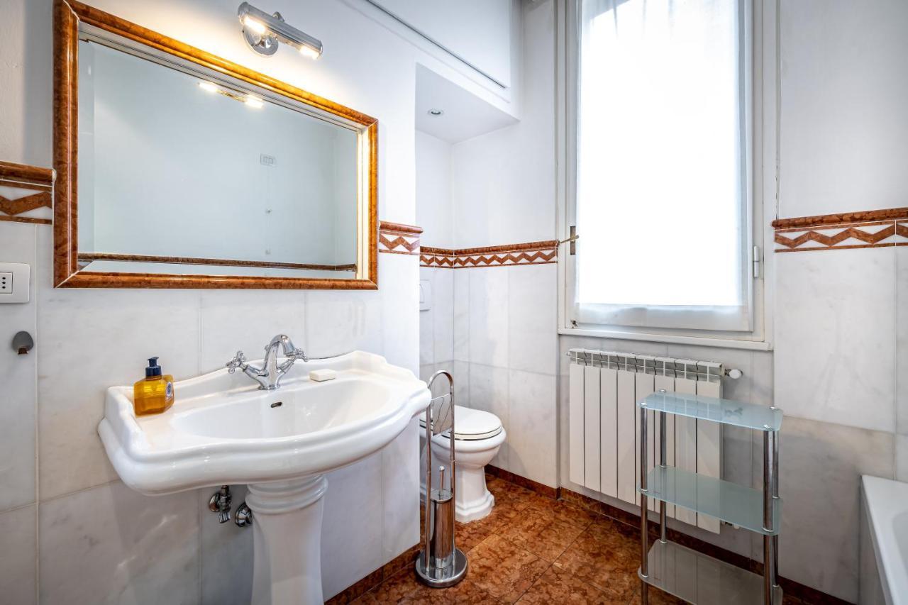 Yid D'Azeglio Luxury Apartment With Parking Floransa Dış mekan fotoğraf